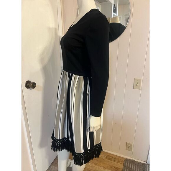 Roos Atkins San Francisco STUNNING ‘60s Vintage black & multi striped Fringe Hem - Picture 4 of 7